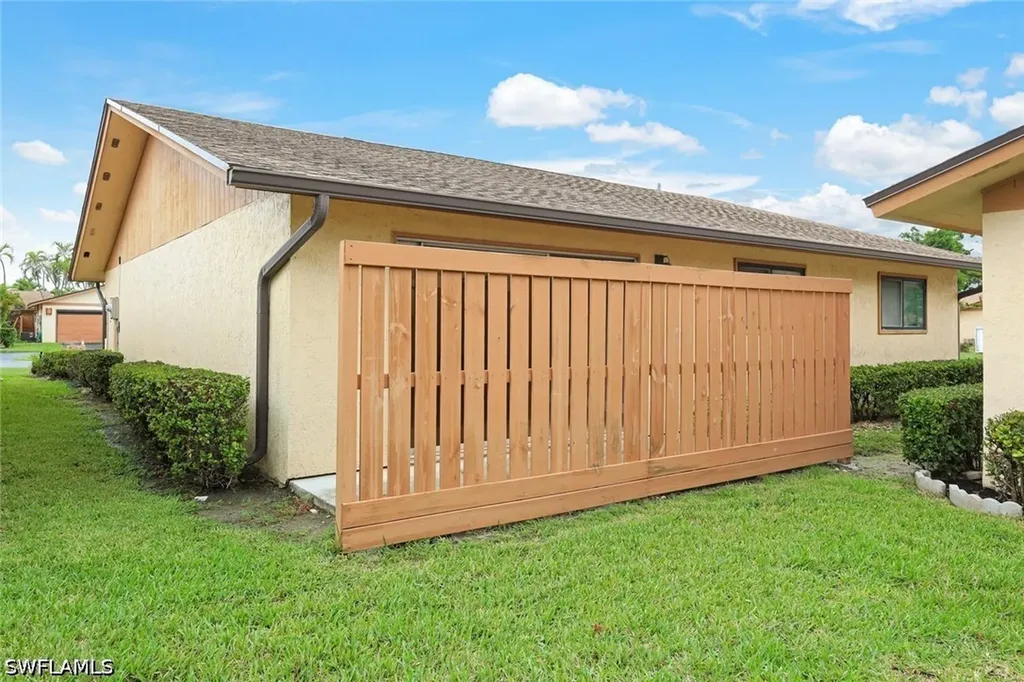 6474 Royal Woods Drive Fort Myers FL 33908
