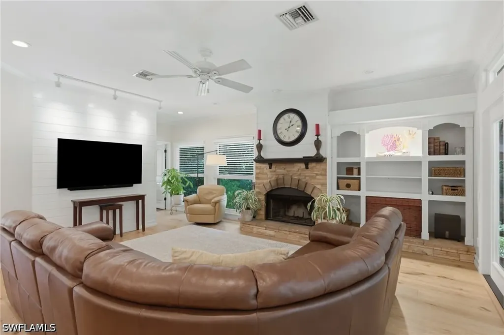 5070 Tamarind Ridge Drive Naples FL 34119