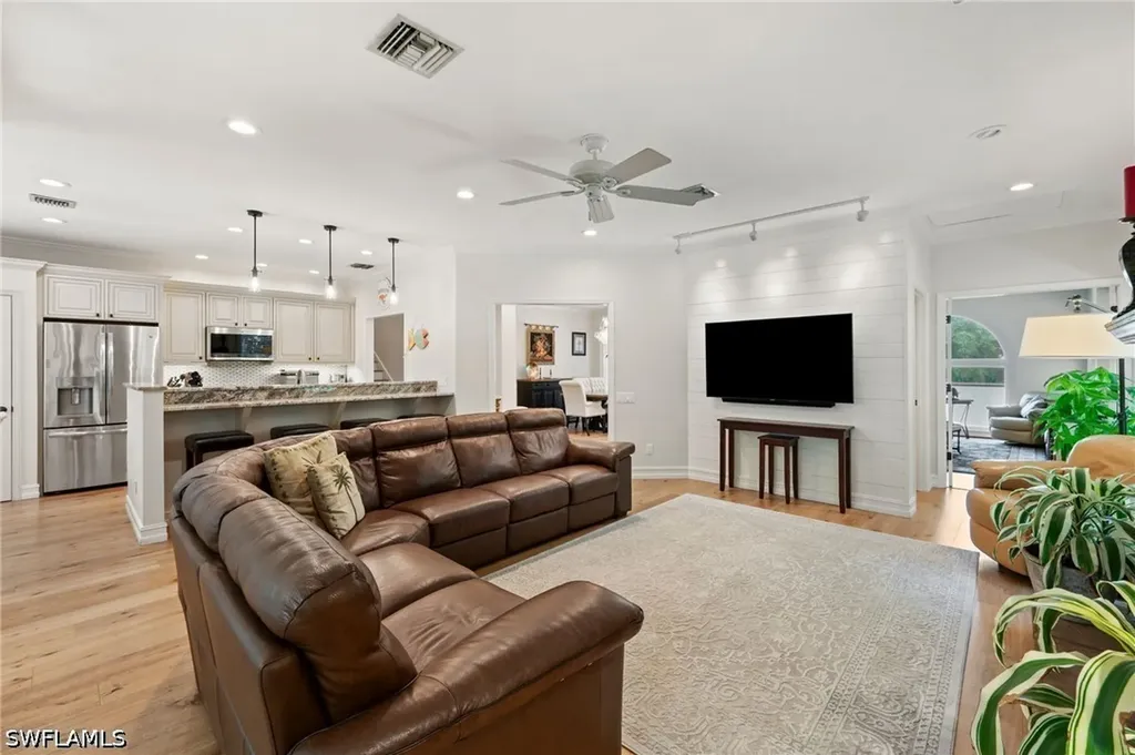 5070 Tamarind Ridge Drive Naples FL 34119