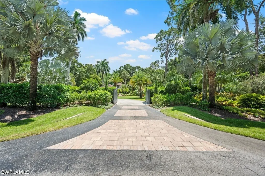 5070 Tamarind Ridge Drive Naples FL 34119