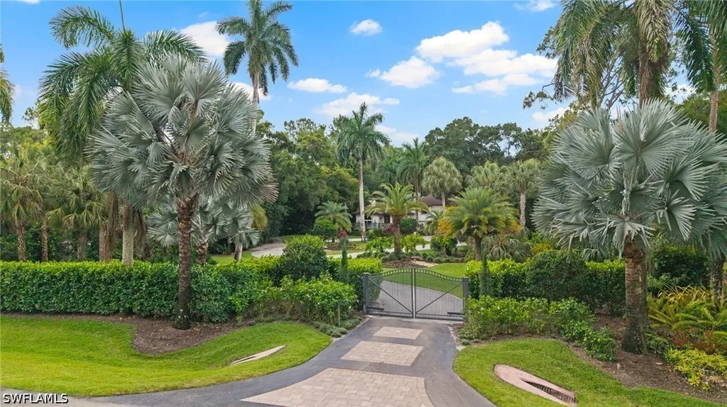 5070 Tamarind Ridge Drive Naples FL 34119