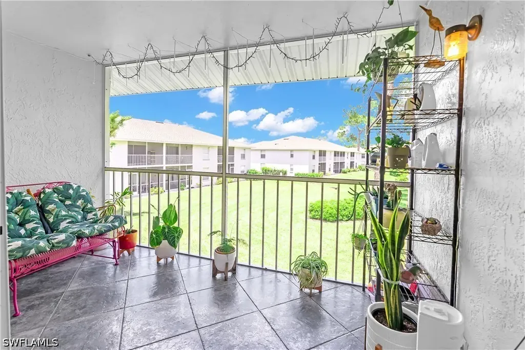 1330 Derbyshire Court Naples FL 34116