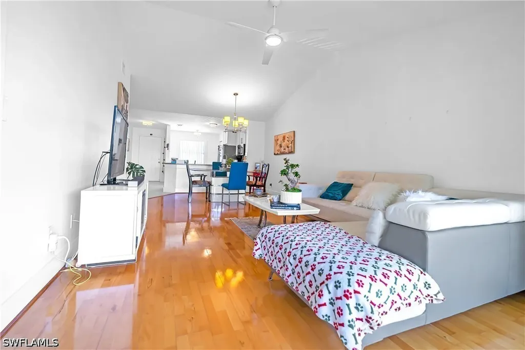 1330 Derbyshire Court Naples FL 34116
