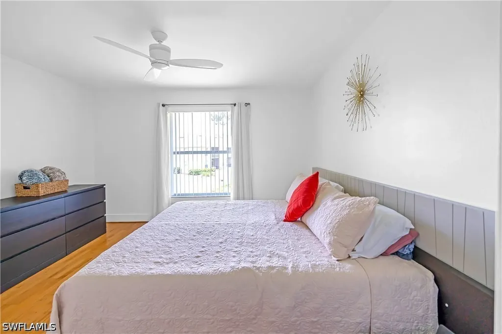 1330 Derbyshire Court Naples FL 34116