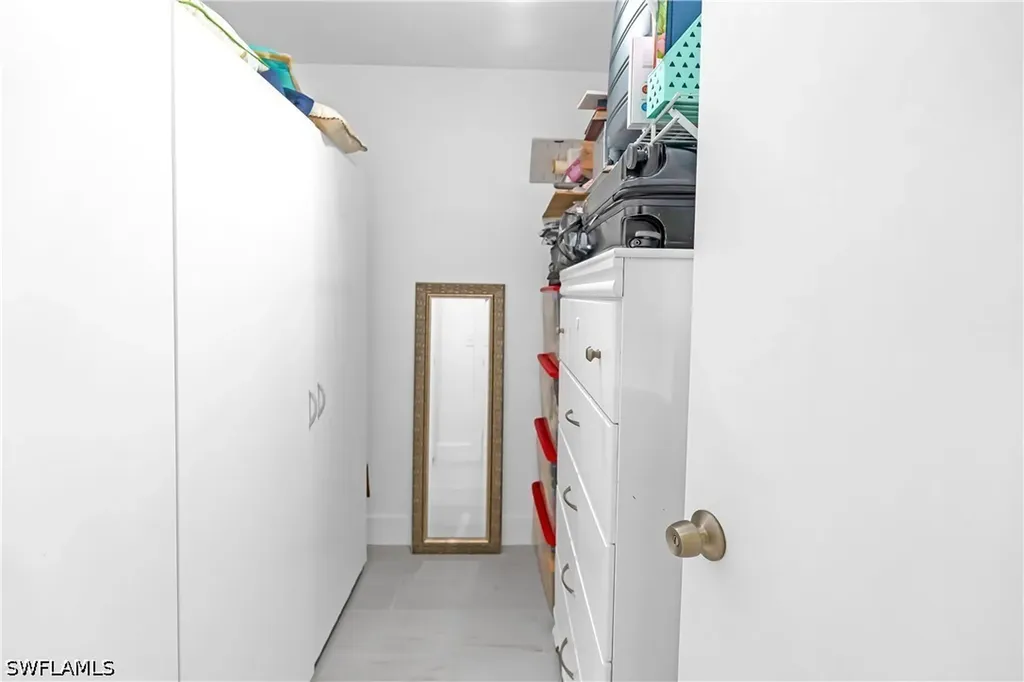 1330 Derbyshire Court Naples FL 34116