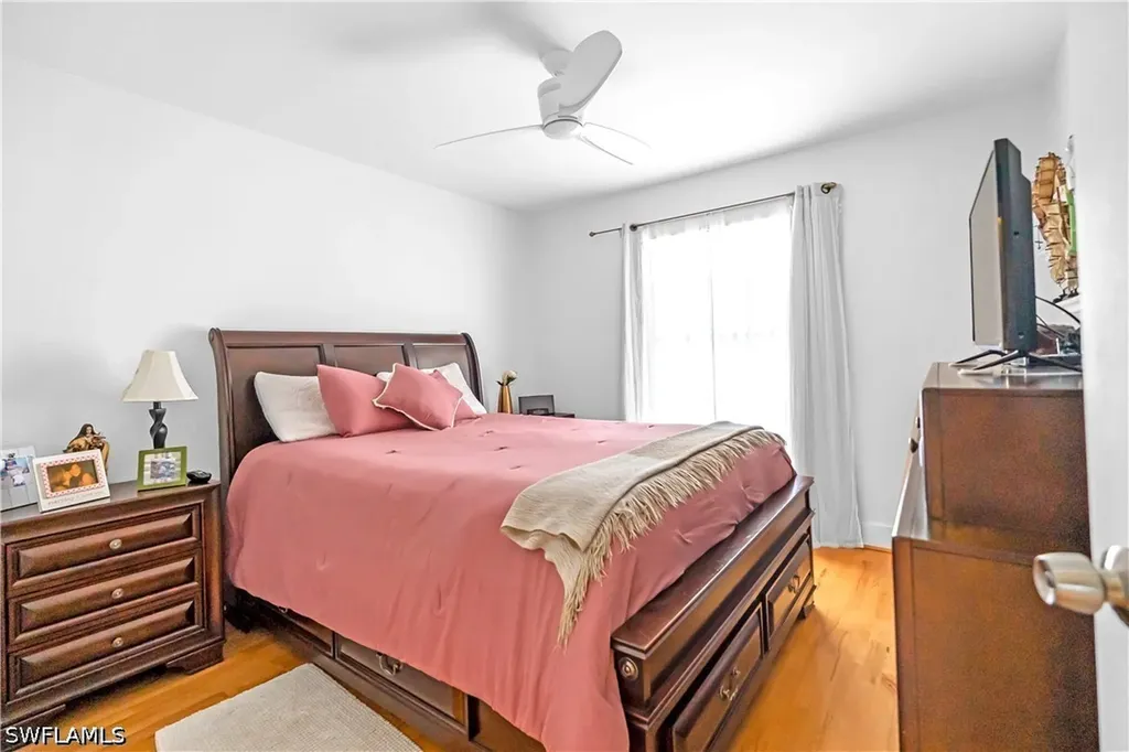 1330 Derbyshire Court Naples FL 34116