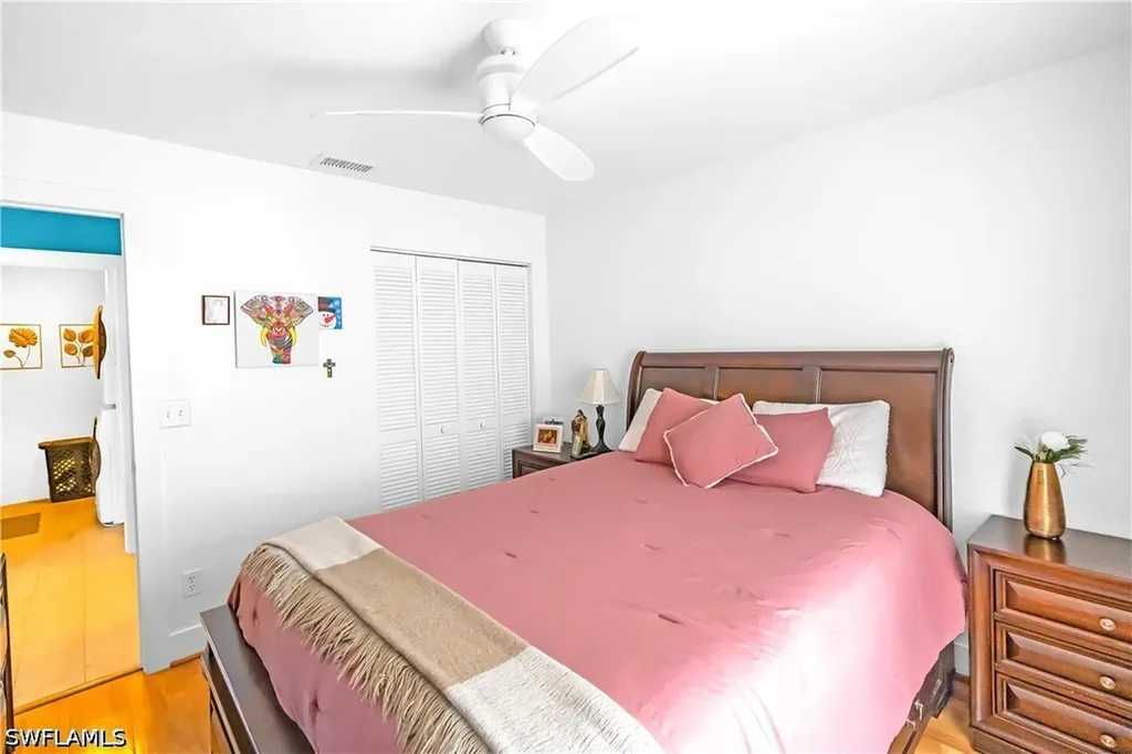 1330 Derbyshire Court Naples FL 34116