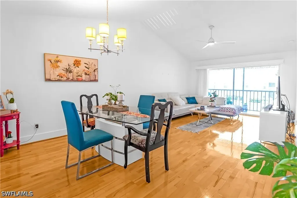 1330 Derbyshire Court Naples FL 34116