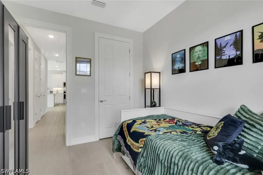 831 Enbrook Loop Naples FL 34114