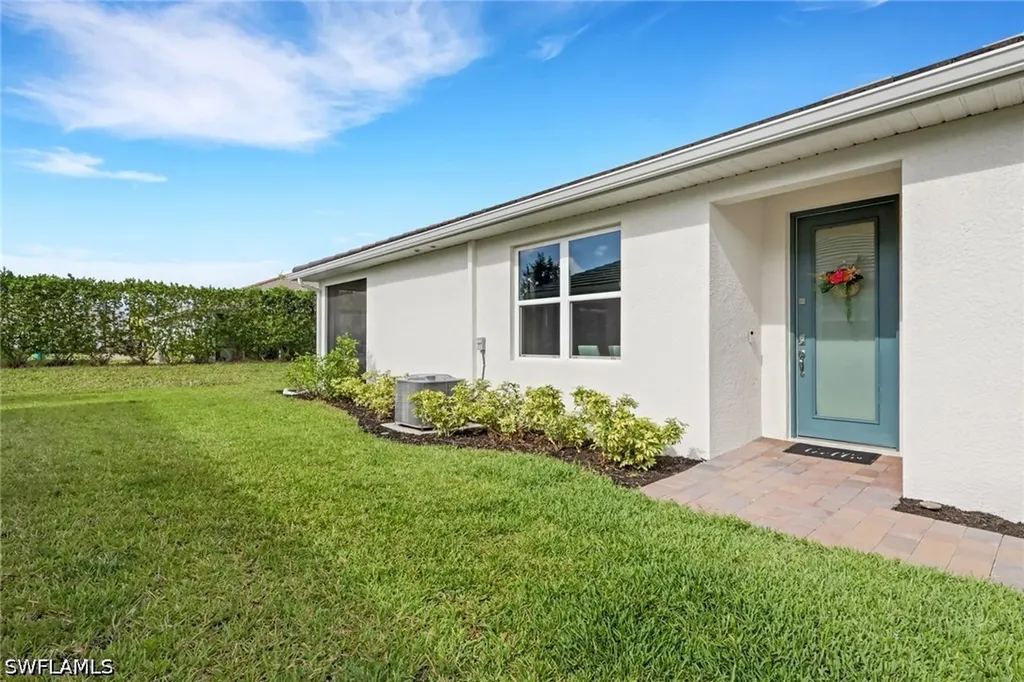 831 Enbrook Loop Naples FL 34114