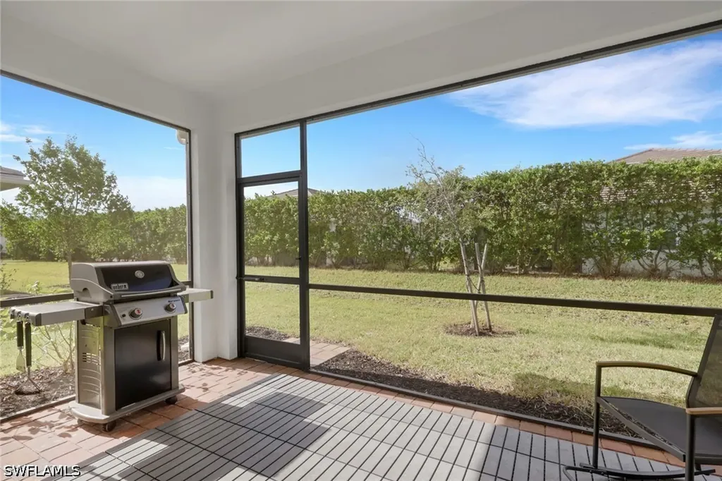 831 Enbrook Loop Naples FL 34114