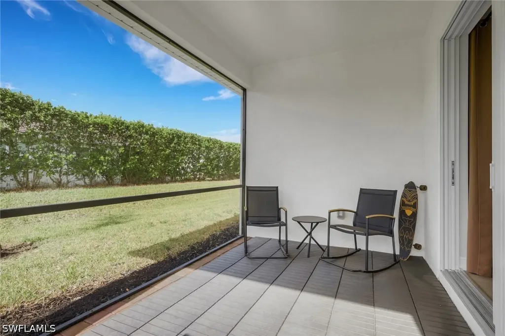 831 Enbrook Loop Naples FL 34114