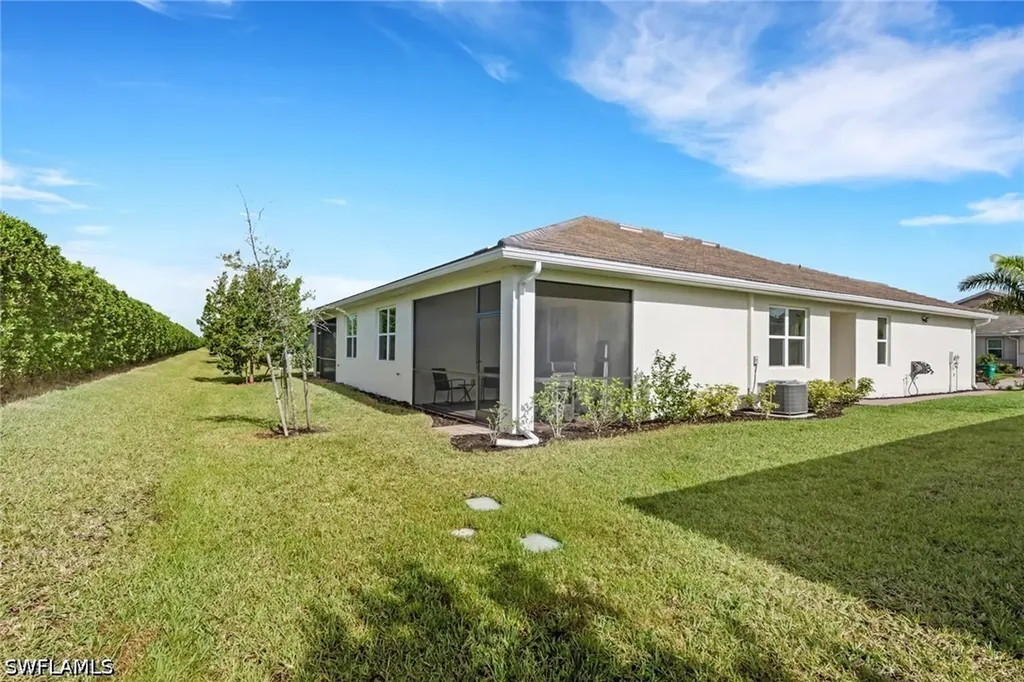 831 Enbrook Loop Naples FL 34114