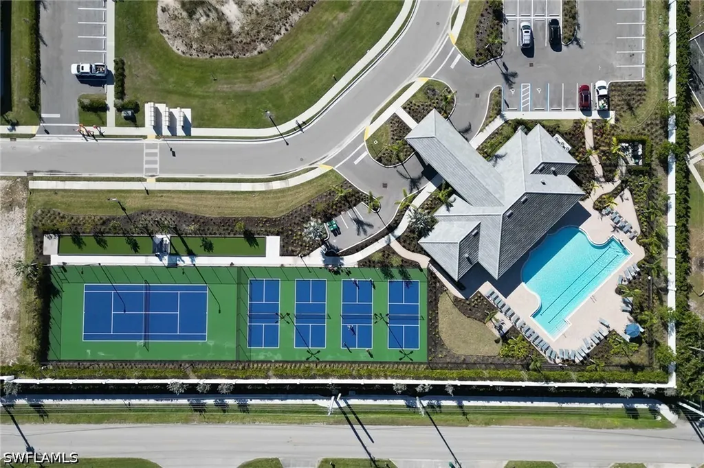 831 Enbrook Loop Naples FL 34114