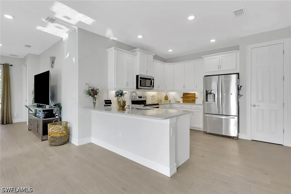 831 Enbrook Loop Naples FL 34114
