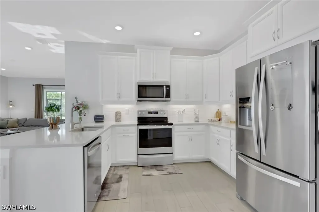 831 Enbrook Loop Naples FL 34114