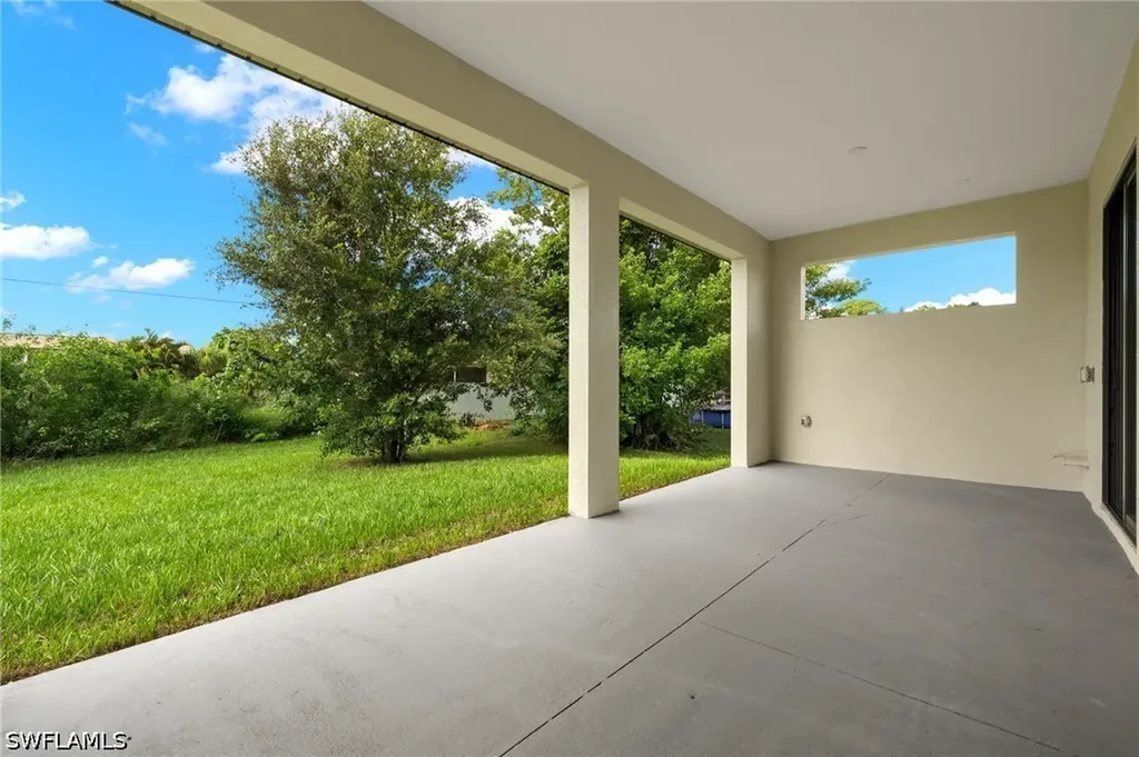 4715 6th Street W Lehigh Acres FL 33971