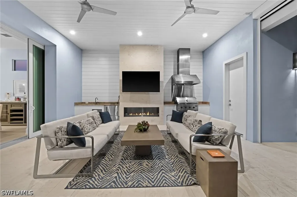 26659 Hickory Boulevard Bonita Springs FL 34134