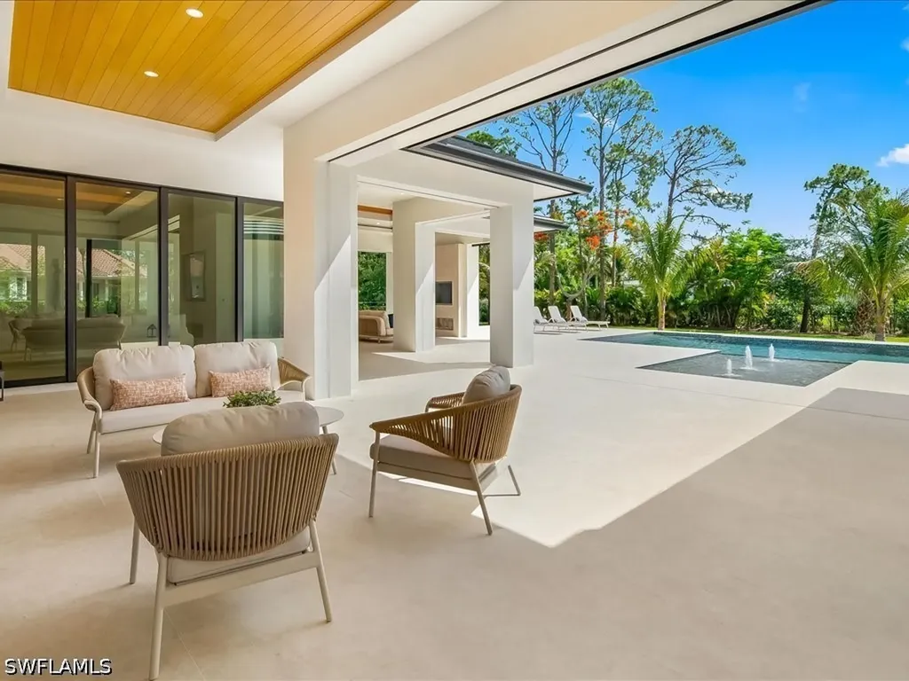 500 Ridge Drive Naples FL 34108