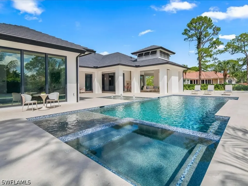500 Ridge Drive Naples FL 34108