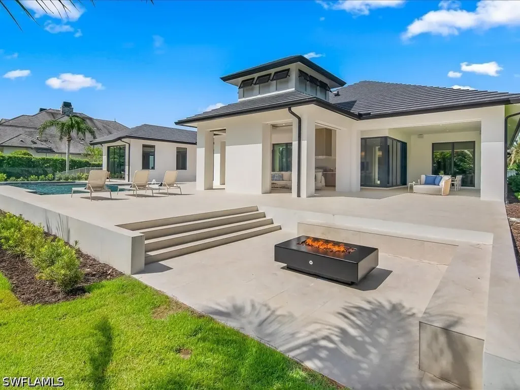 500 Ridge Drive Naples FL 34108