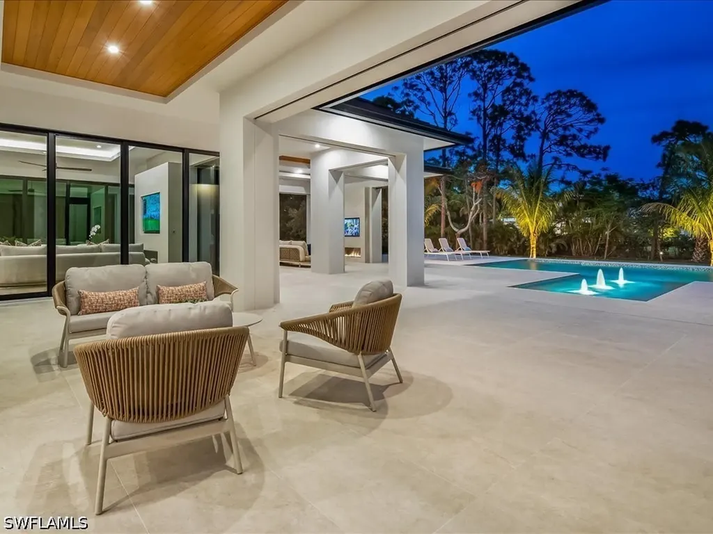 500 Ridge Drive Naples FL 34108