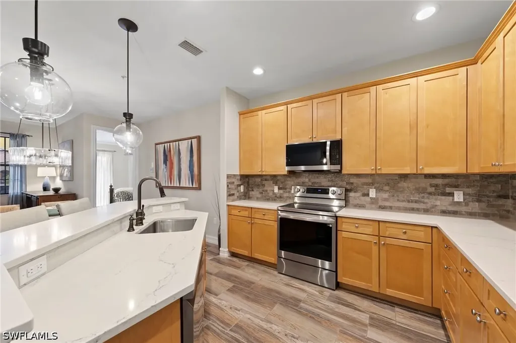 9076 Rialto Street Naples FL 34113