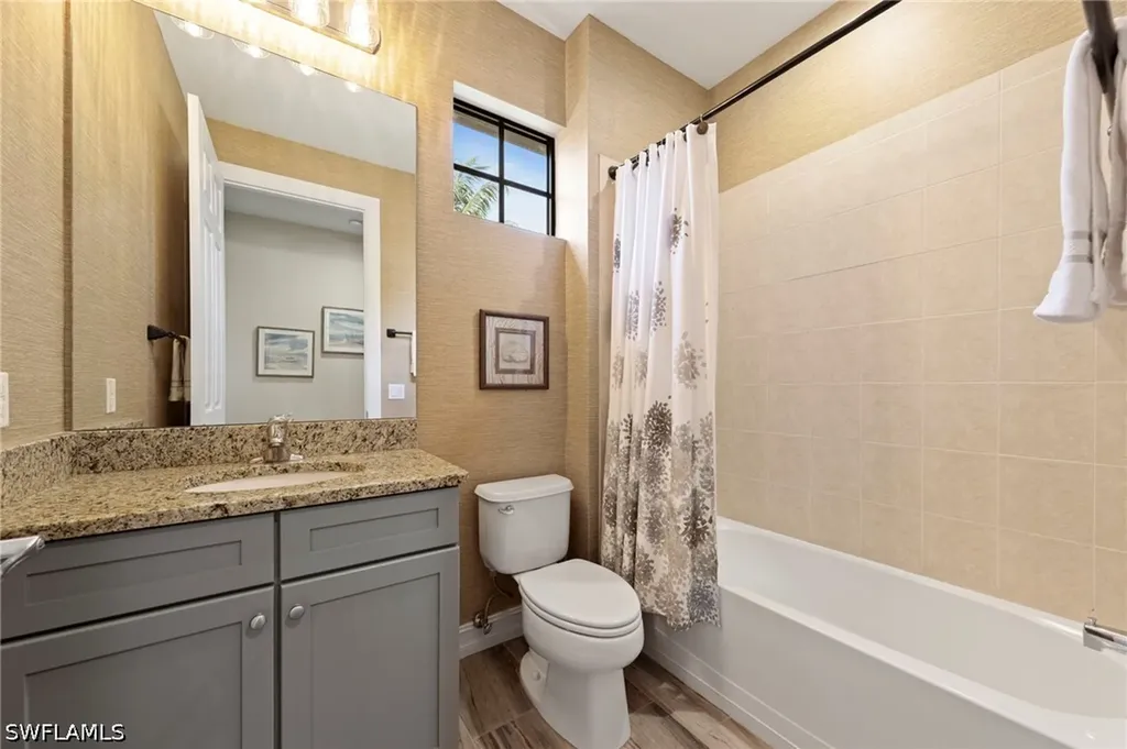 9076 Rialto Street Naples FL 34113