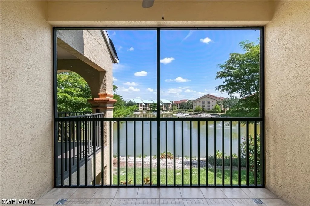 7905 Preserve Circle Naples FL 34119