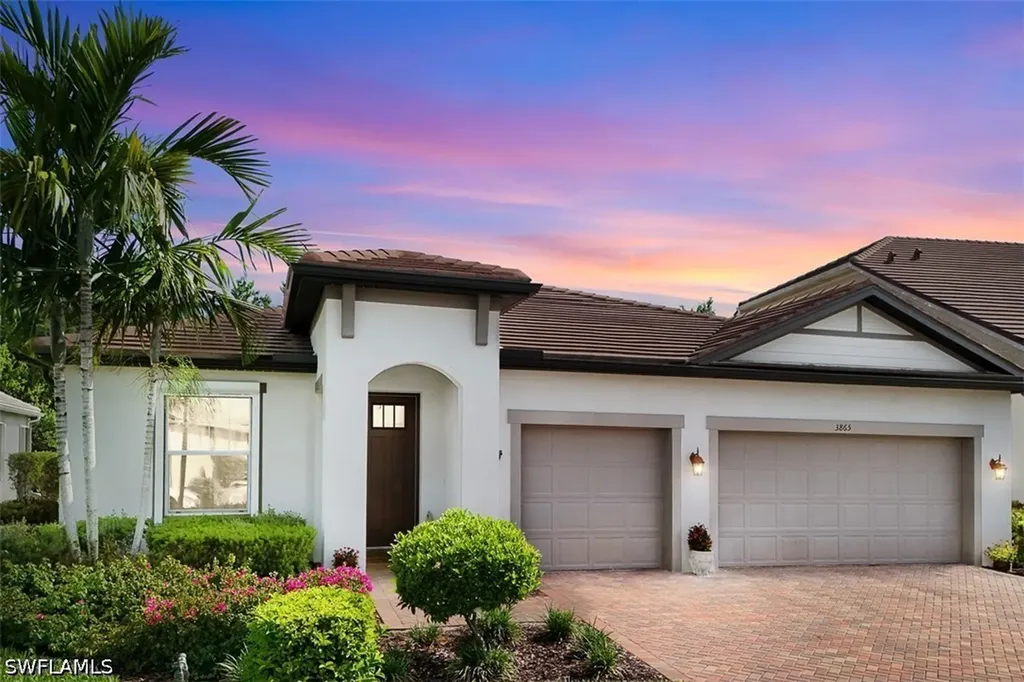 3865 Helmsman Drive Naples FL 34120