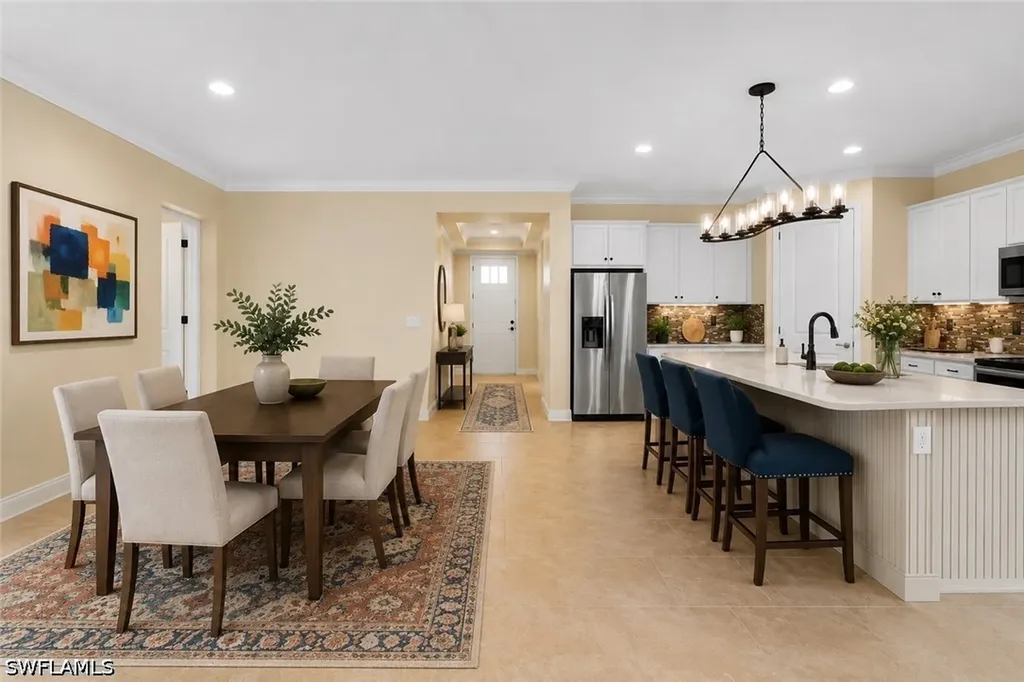 3865 Helmsman Drive Naples FL 34120