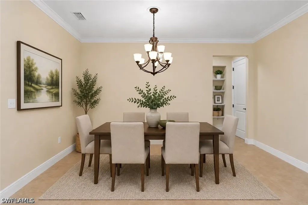 3865 Helmsman Drive Naples FL 34120