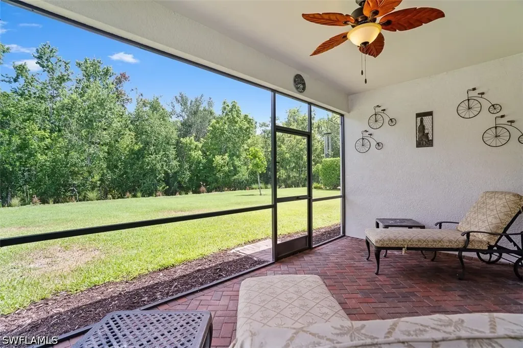 3865 Helmsman Drive Naples FL 34120