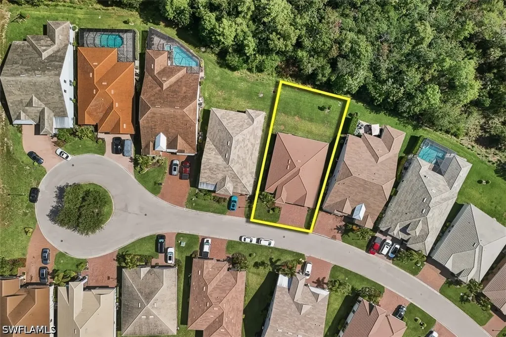 3865 Helmsman Drive Naples FL 34120