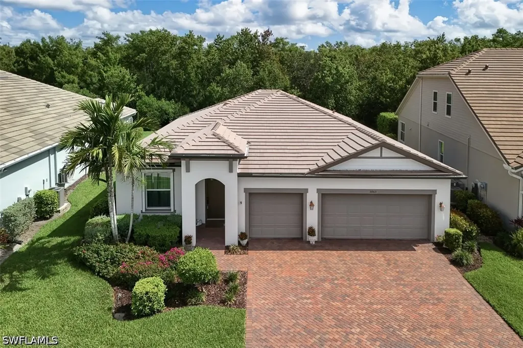 3865 Helmsman Drive Naples FL 34120