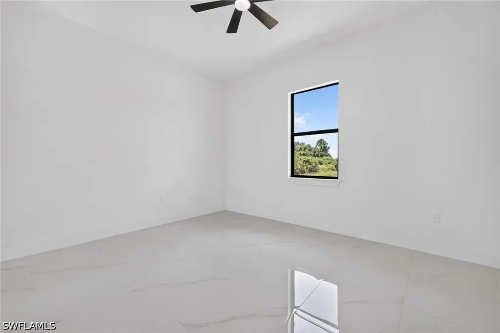 3724 7th Street SW Lehigh Acres FL 33976