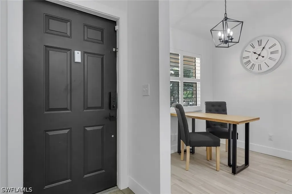 241 Robin Hood Circle Naples FL 34104
