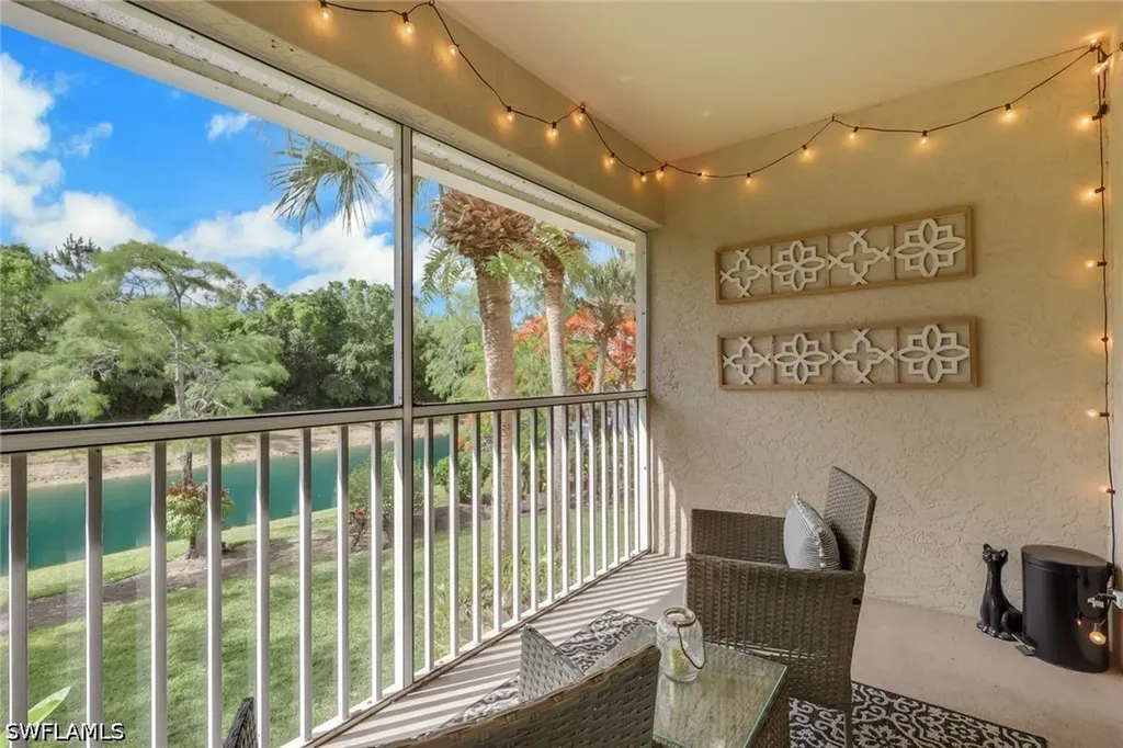 241 Robin Hood Circle Naples FL 34104