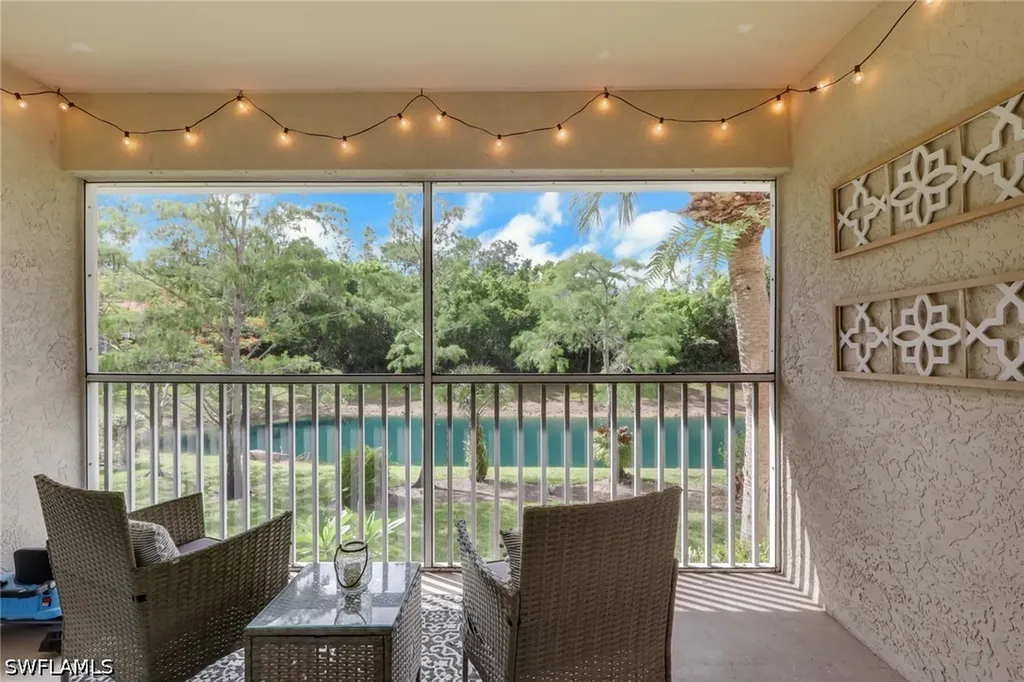 241 Robin Hood Circle Naples FL 34104