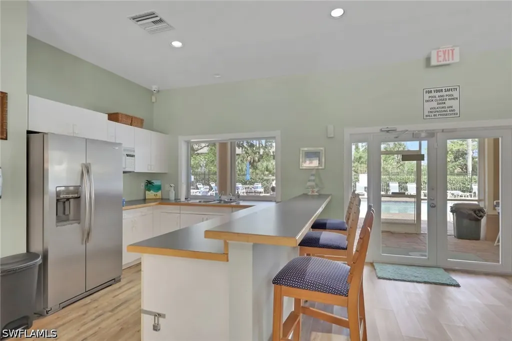 241 Robin Hood Circle Naples FL 34104
