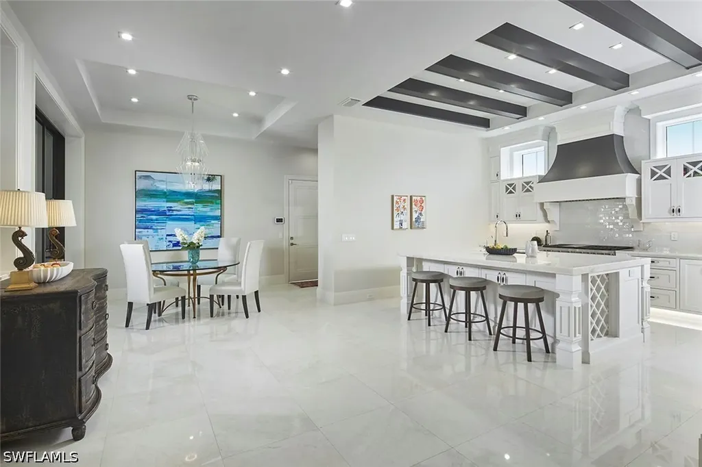 803 Shadow Lake Lane Naples FL 34108