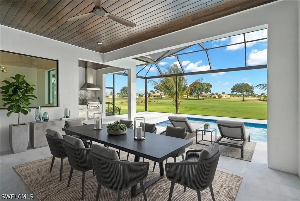 18432 Royal Hammock Boulevard Naples FL 34114