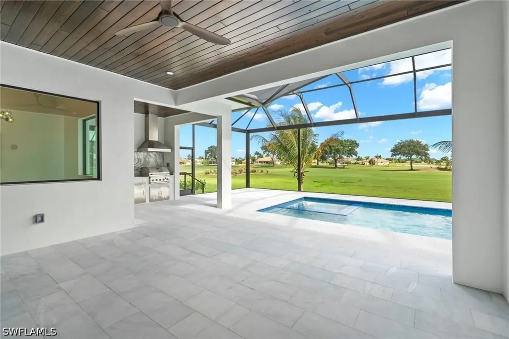 18432 Royal Hammock Boulevard Naples FL 34114