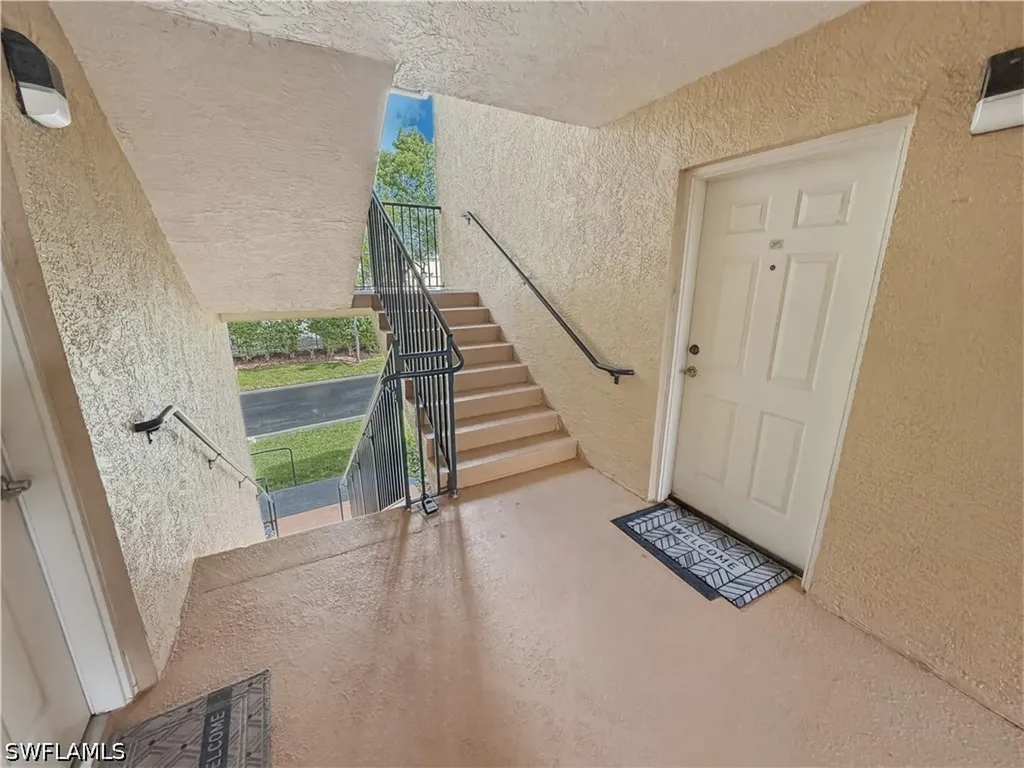 8687 River Homes Lane Bonita Springs FL 34135