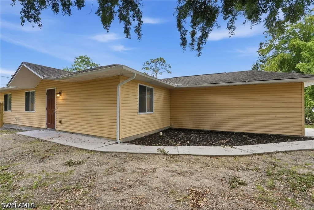 26311 Coventry Lane Bonita Springs FL 34135