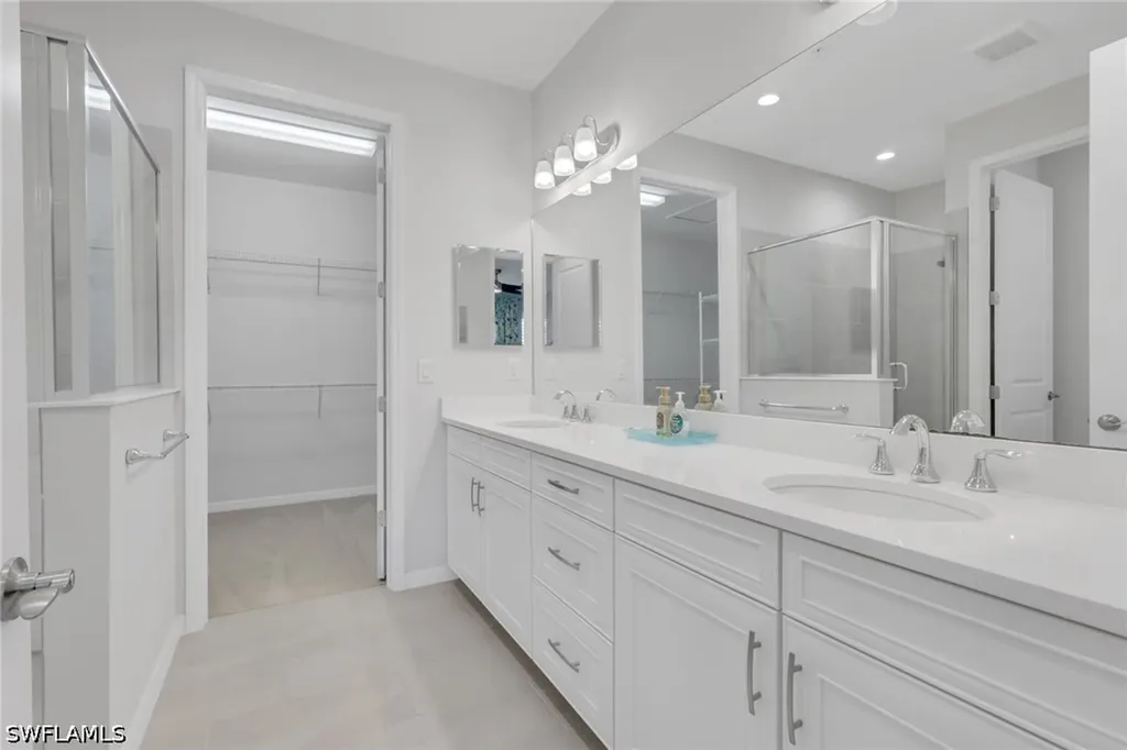 2665 Seychelles Circle Naples FL 34112