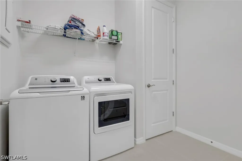 2665 Seychelles Circle Naples FL 34112