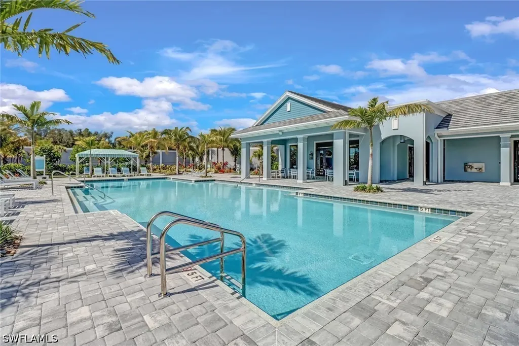 2665 Seychelles Circle Naples FL 34112