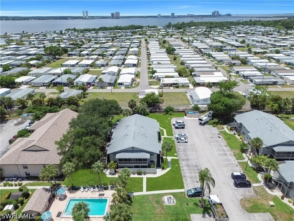 5745 Foxlake Drive North Fort Myers FL 33917