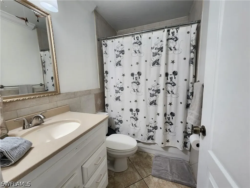 111 2nd Street SE Naples FL 34117